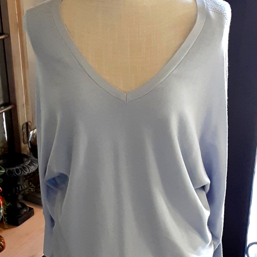 NWOT, Ellen Tracy, Pale Blue Viscose/Nylon Blend Pullover, Size Small
